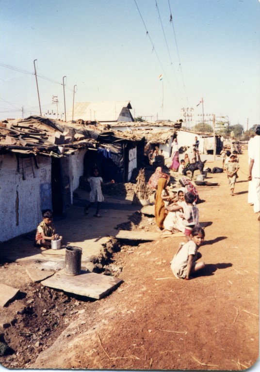 Bhopal, 1985, slums across from Union Carbide plant